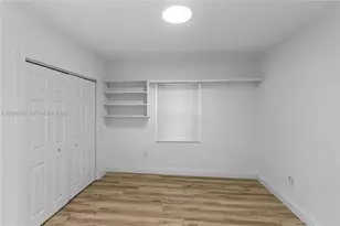 2530 SW 27th St, Miami, FL 33133 - Photo 10