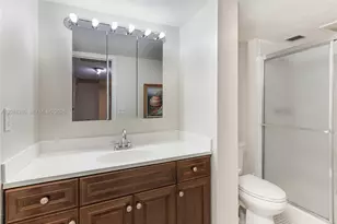7091 Environ Blvd, Lauderhill, FL 33319 - Photo 12