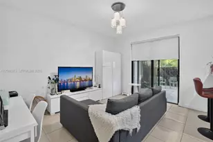 11249 NW 88th Terrace, Doral, FL 33178 - Photo 8