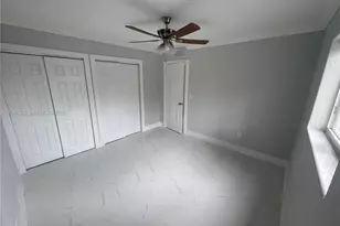 890 NW 45th Ave, Miami, FL 33126 - Photo 6