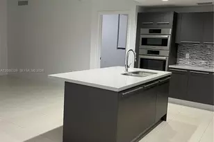 7661 NW 107th Ave, Doral, FL 33178 - Photo 36