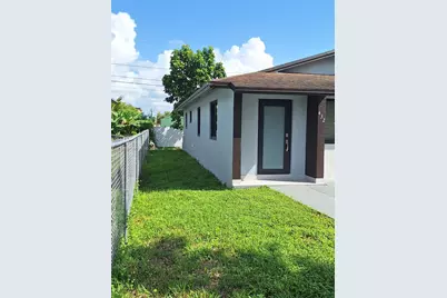 432 NW 15th St, Florida City, FL 33034 - Photo 8