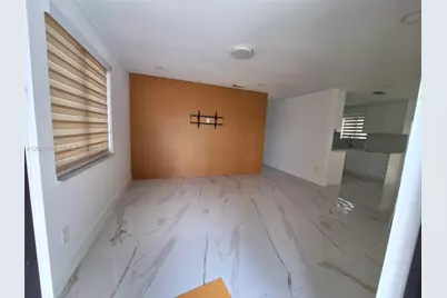 432 NW 15th St, Florida City, FL 33034 - Photo 2