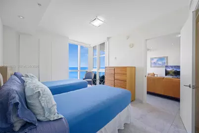 18201 Collins Ave #1006, Sunny Isles Beach, FL 33160 - Photo 10