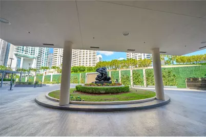 540 Brickell Key Dr #600, Miami, FL 33131 - Photo 28