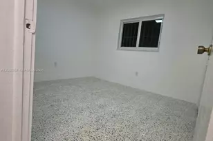822 SW 6th St, Miami, FL 33130 - Photo 2