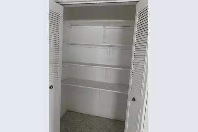 822 SW 6th St #1, Miami, FL 33130 - Photo 6