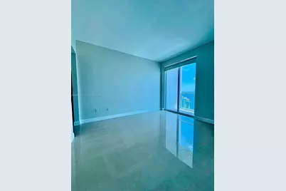 950 Brickell Bay Dr #4505, Miami, FL 33131 - Photo 8