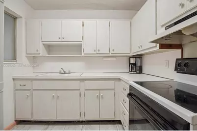 1 N Golfview Rd #201, Lake Worth, FL 33460 - Photo 6