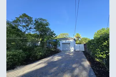 12660 NE 4th Ave, North Miami, FL 33161 - Photo 1