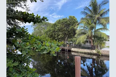 800 SW 8th Ter, Fort Lauderdale, FL 33315 - Photo 16