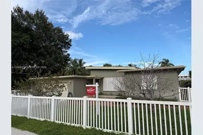 800 SW 8th Ter, Fort Lauderdale, FL 33315 - Photo 4