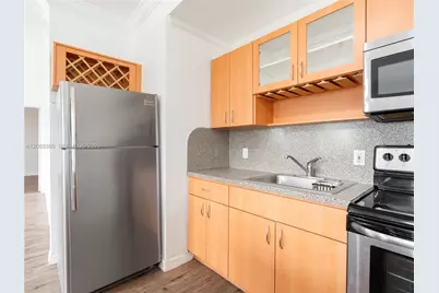 737 Jefferson Ave #305, Miami Beach, FL 33139 - Photo 6