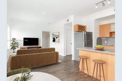 737 Jefferson Ave #305, Miami Beach, FL 33139 - Photo 2
