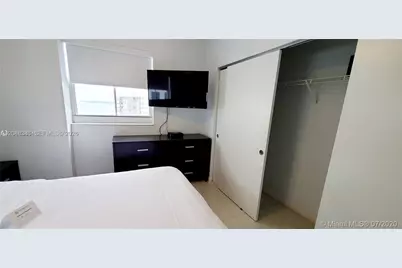 185 SE 14th Ter #1203, Miami, FL 33131 - Photo 10