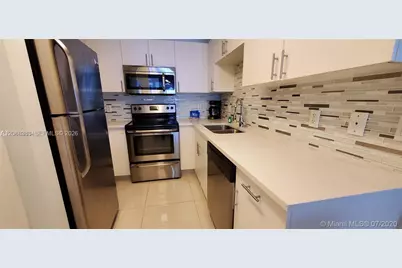 185 SE 14th Ter #1203, Miami, FL 33131 - Photo 32