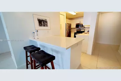 185 SE 14th Ter #1203, Miami, FL 33131 - Photo 18