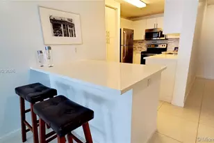 185 SE 14th Terrace, Miami, FL 33131 - Photo 18