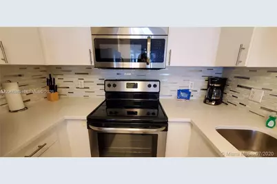 185 SE 14th Ter #1203, Miami, FL 33131 - Photo 22