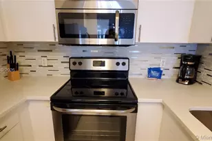 185 SE 14th Terrace, Miami, FL 33131 - Photo 22