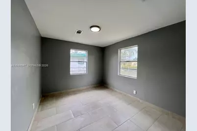 1436 NW 24th Ter, Fort Lauderdale, FL 33311 - Photo 10
