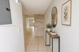 180 Royal Palm Rd, Hialeah, FL 33016 - Photo 14