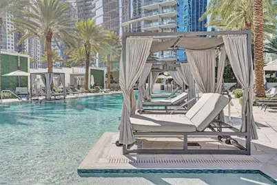 851 NE 1st Ave #1403, Miami, FL 33132 - Photo 46