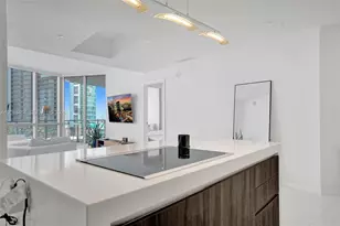 851 NE 1st Ave, Miami, FL 33132 - Photo 26