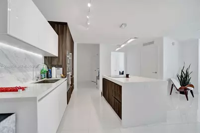 851 NE 1st Ave #1403, Miami, FL 33132 - Photo 22
