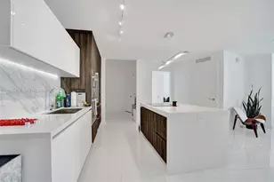 851 NE 1st Ave, Miami, FL 33132 - Photo 22