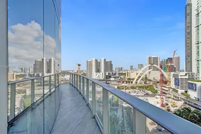 851 NE 1st Ave #1403, Miami, FL 33132 - Photo 66
