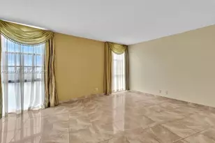 20400 W Country Club Dr, Aventura, FL 33180 - Photo 8