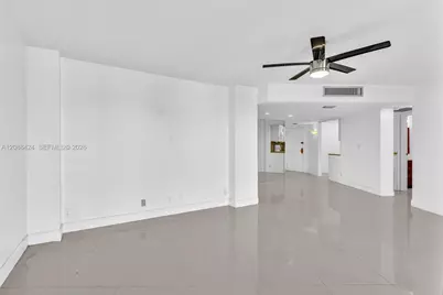 20400 W Country Club Dr #315, Aventura, FL 33180 - Photo 8