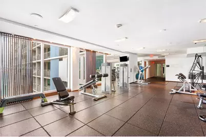 335 Biscayne Blvd #3904, Miami, FL 33131 - Photo 18