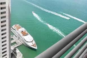 335 Biscayne Blvd, Miami, FL 33131 - Photo 12