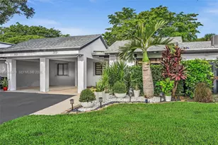 359 Fairway Cir, Weston, FL 33326 - Photo 42