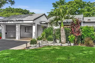 359 Fairway Cir, Weston, FL 33326 - Photo 40