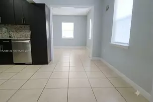 325 SW 63rd Ave, Miami, FL 33144 - Photo 8