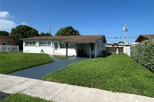 5372 W 4th Ln, Hialeah, FL 33012 - Photo 2