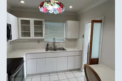 5372 W 4th Ln, Hialeah, FL 33012 - Photo 10