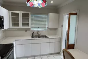 5372 W 4th Ln, Hialeah, FL 33012 - Photo 10