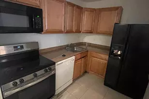 10773 Cleary Blvd, Plantation, FL 33324 - Photo 4