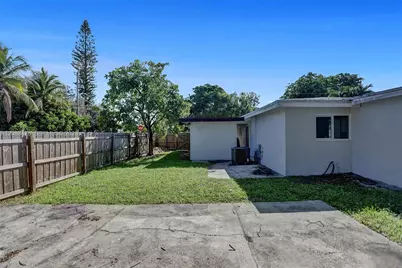 1002 S 28th Ave, Hollywood, FL 33020 - Photo 14