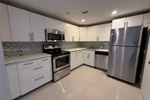 5555 Collins Ave, Miami Beach, FL 33140 - Photo 1