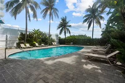 335 Ocean Dr #106, Miami Beach, FL 33139 - Photo 12