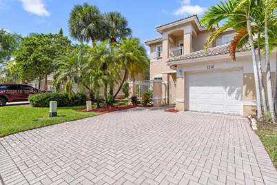 2256 NW 170th Ave #2256, Pembroke Pines, FL 33028 - Photo 2