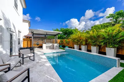 2265 NW 131st Cir, Miami, FL 33167 - Photo 20