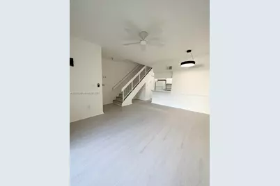 18316 NW 68th Ave #I, Hialeah, FL 33015 - Photo 2