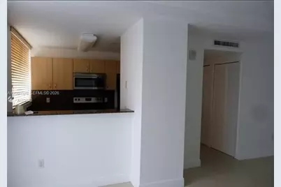 2400 SW 27th Ave #502, Miami, FL 33145 - Photo 8