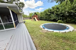 252 SW 61st Ave, Plantation, FL 33317 - Photo 20